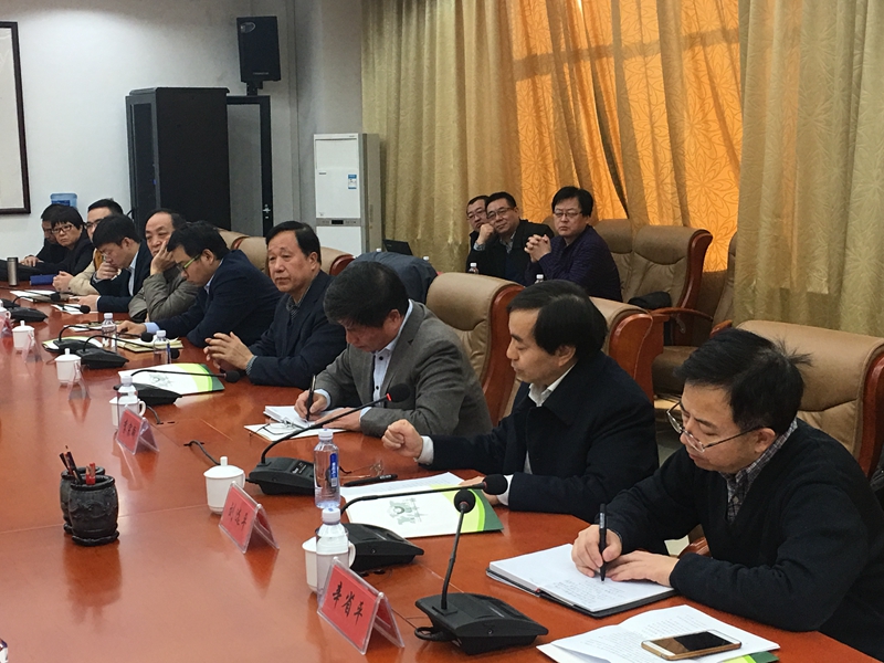 11座谈会上.JPG