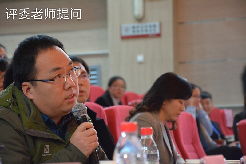 评委老师提问.jpg