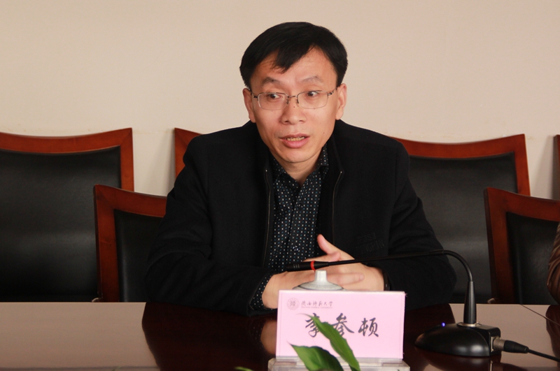 兴平市教育局副局长李参顿讲话_副本.jpg